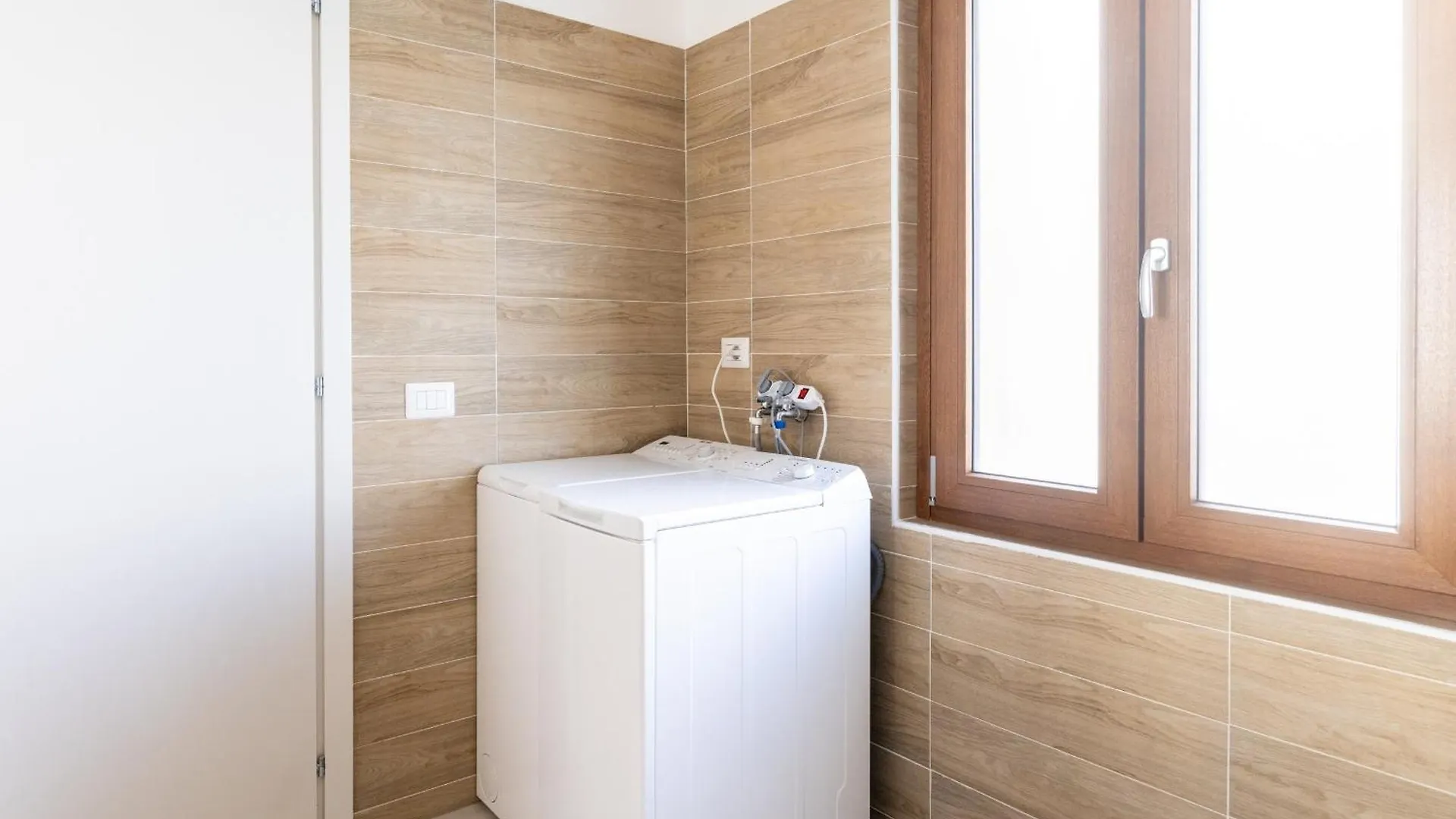 2 Bedrooms Apartment With Wi-Fi-Netflix Cesano Boscone 0*,